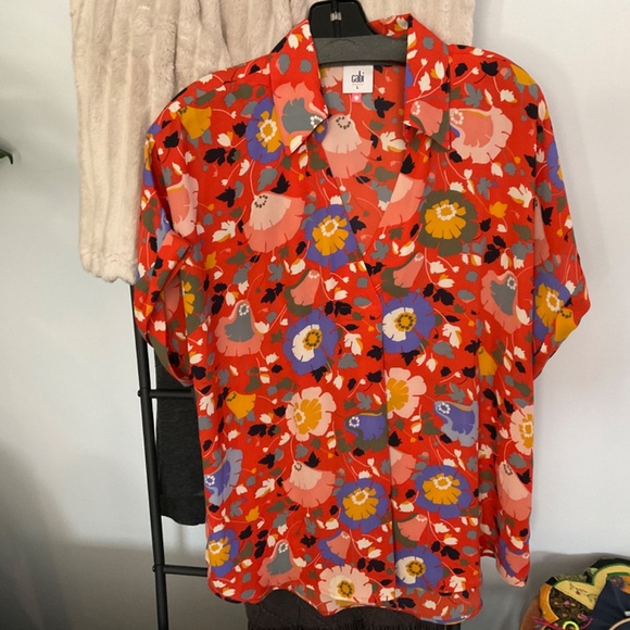 Floral Blouse - Picture 2 of 4